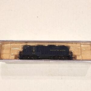 N scale Locomotive